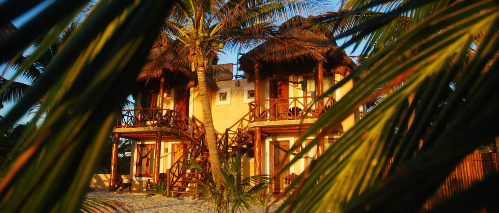 Hotel Piedra Escondida Тулум Екстериор снимка